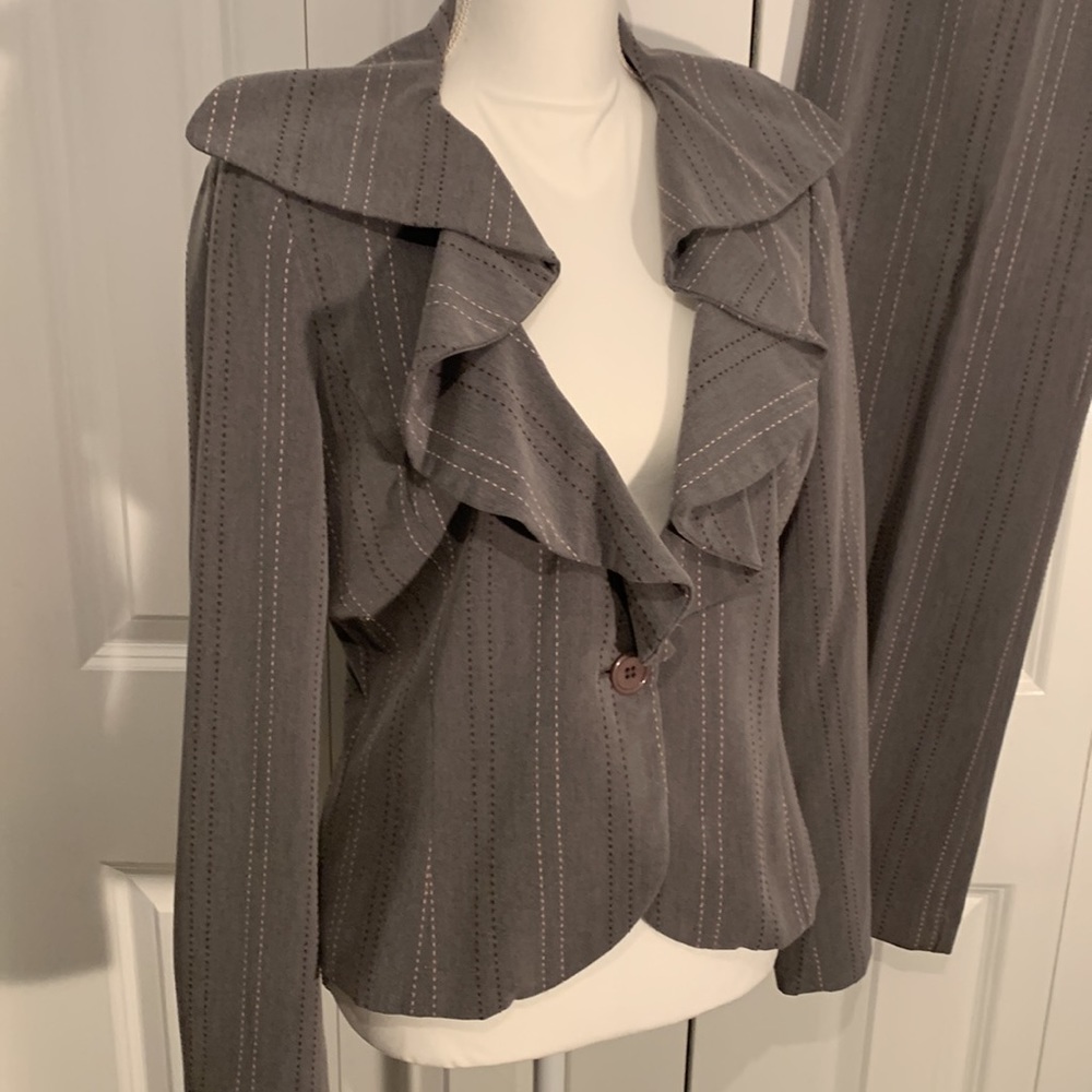 Gorgeous business suit by Newport News...Gray with pink pinstripe. - Picture 2 of 8